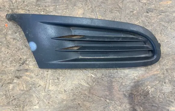Volkswagen Golf VI Front bumper lower grill 5K0853666A R0739-I
