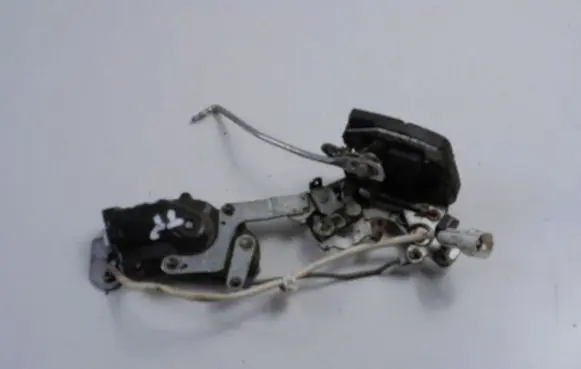 Suzuki Wagon R+ Rear door lock