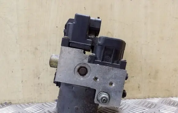 Audi A4 S4 B5 8D ABS Pump 0265216559 8E0614111AB 0273004281