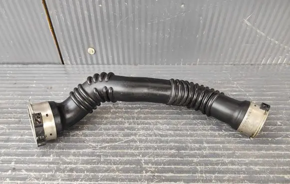 KIA Sportage Air intake hose/pipe 282602M410