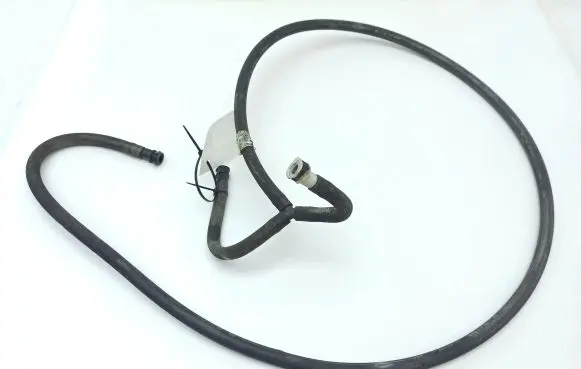 Mercedes-Benz R W251 Headlight washer hose/pipe A1648600092