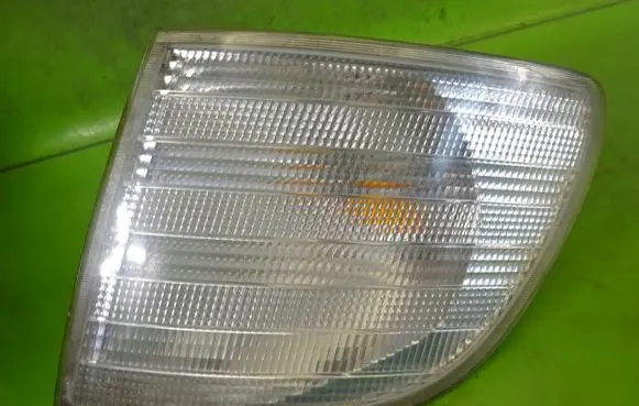 Mercedes-Benz Vito Viano W638 Front indicator light 