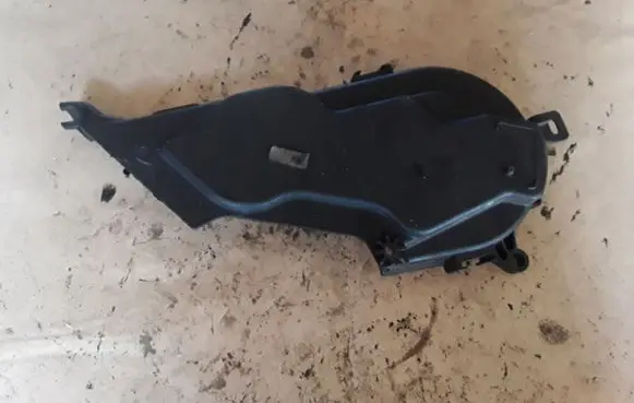 Volvo V50 Timing belt guard (cover) 9655399580