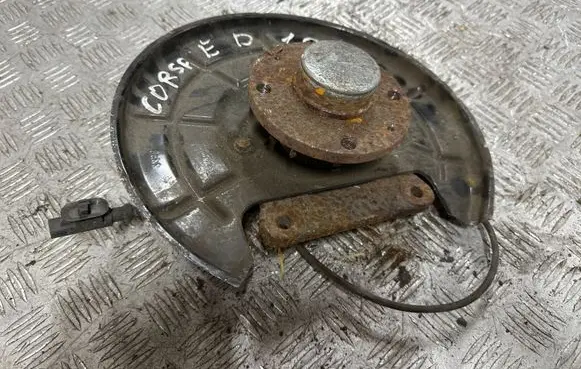 Opel Corsa E Rear wheel hub