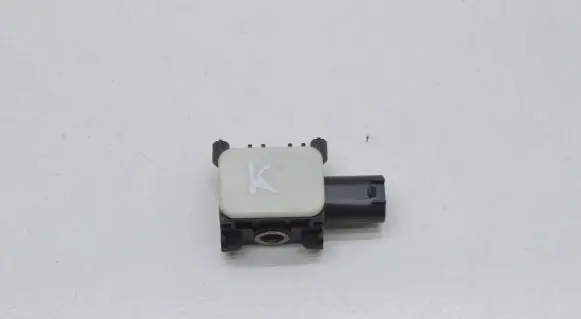 Mercedes-Benz ML W164 Airbag deployment crash/impact sensor 0038202826 15314480