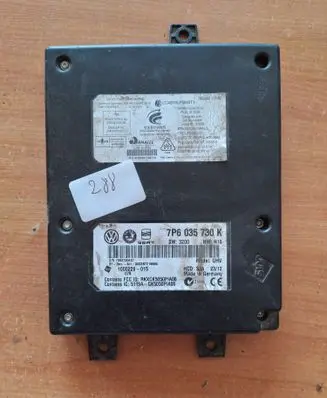 Skoda Yeti (5L) Bluetooth control unit module 7P6035730K