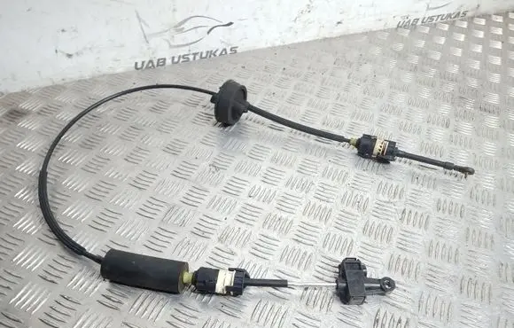 Opel Meriva B Gear shift cable linkage