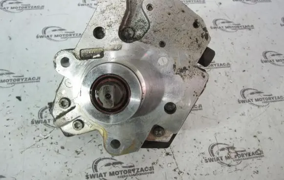 Iveco Daily 4th gen Fuel injection high pressure pump