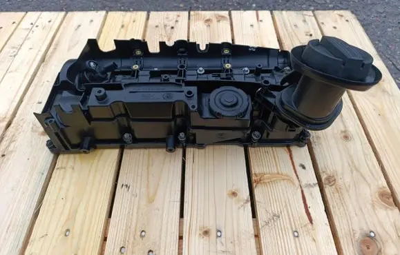 BMW X3 F25 Rocker cam cover 