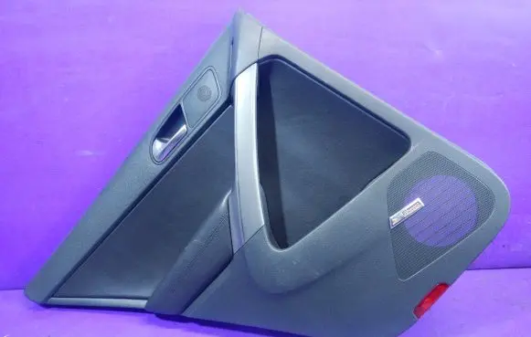 Volkswagen Tiguan Door card panel trim set 5N0211000