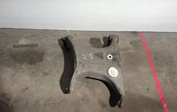 BMW 7 E65 E66 Rear upper control arm/wishbone 6753110