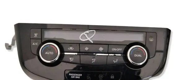 Nissan Qashqai Climate control unit 275004EA0A