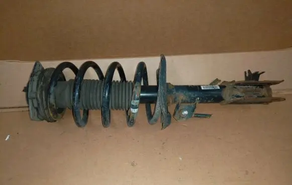 Nissan Qashqai Front shock absorber/damper 54302BR04A