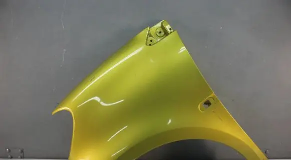 Smart ForTwo III C453 Fender mounting bracket