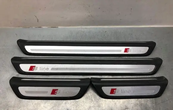 Audi Q3 8U sill trim set (inner) 8U0853376B