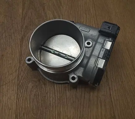 Ford Mustang VI Throttle valve FR3E9F991AA