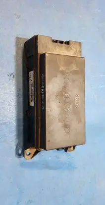 KIA Sorento Fuse box set 91161-3E010 BE0100702150601 1007214003