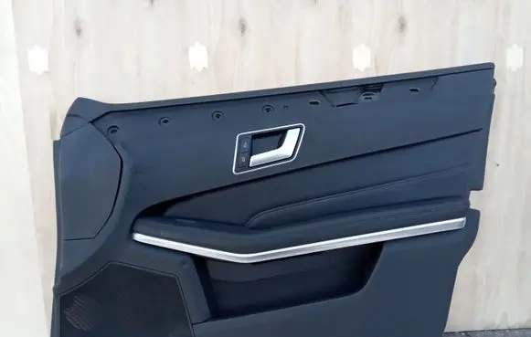 Mercedes-Benz E W212 Front door card panel trim