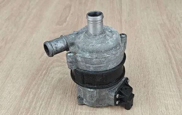 Audi A6 S6 C7 4G Electric auxiliary coolant/water pump 4H0965567A