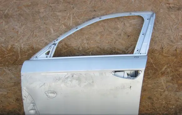 Alfa Romeo 159 Front door