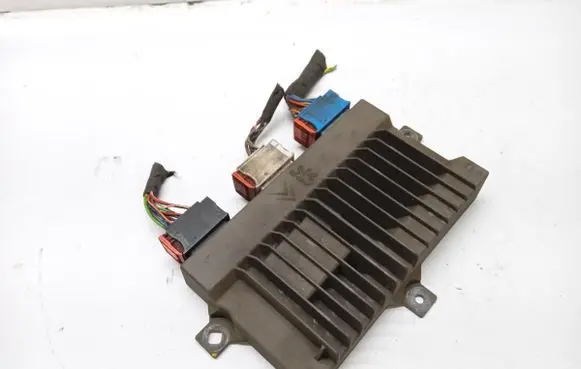Peugeot 508 II Sound amplifier 9825899680