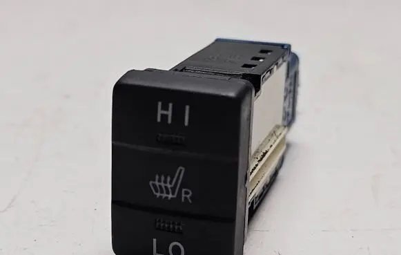 Toyota Auris E180 Seat heating switch 191690