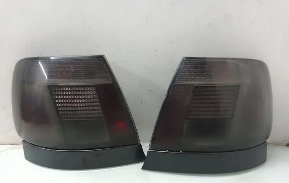 Audi A4 S4 B5 8D Rear/tail lights E139362