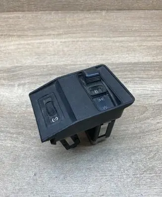 BMW 5 E34 Light switch 1384005 38813705