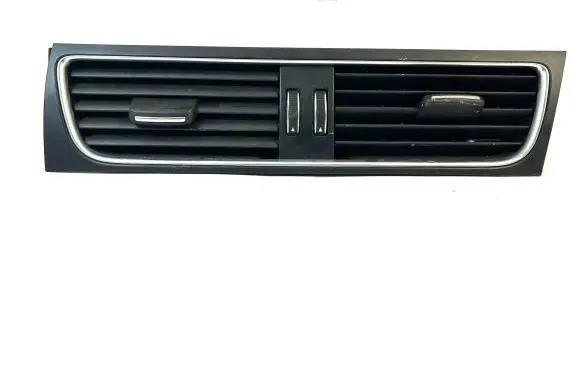 Audi A5 8T 8F Dash center air vent grill 8T2820951D