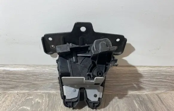 Volvo XC40 Tailgate/trunk/boot lock/catch/latch 32149889 340620