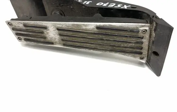 BMW X5 E70 Accelerator throttle pedal 35426772645 6772645 25916010