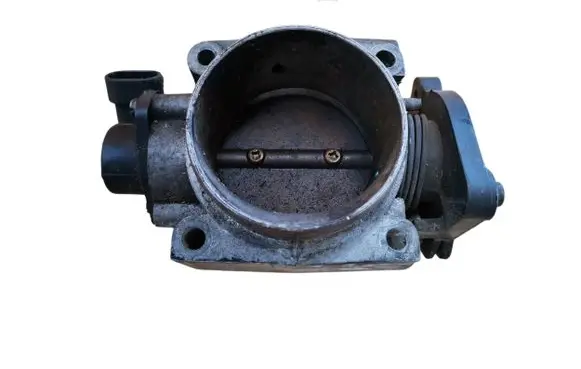 Volvo S40, V40 Throttle valve 1270311
