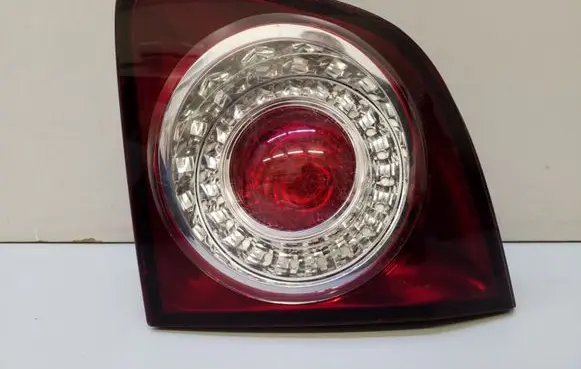 Volkswagen Golf Plus Tailgate rear/tail lights 5M0945094K 964962