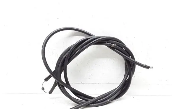Volvo XC90 Engine bonnet/hood lock release cable 