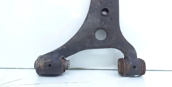 Mercedes-Benz B W245 Front lower control arm/wishbone
