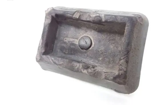 BMW 5 E39 Jacking socket point 7001650