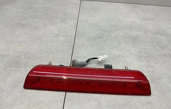 Nissan X-Trail T32 Third/center stoplight 265904BA0A