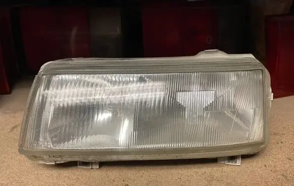 Volkswagen PASSAT B4 Headlight/headlamp 303141967 14196900