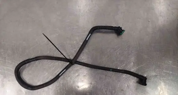 Toyota Sienna XL40 IV Engine coolant pipe/hose 906PA11