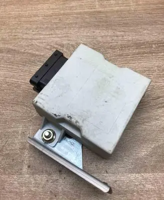 Toyota Avensis T250 Window wiper relay 859400F010A 150696