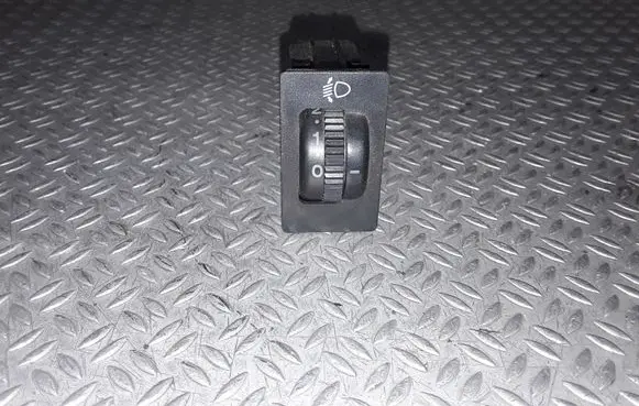 Headlight level height control switch