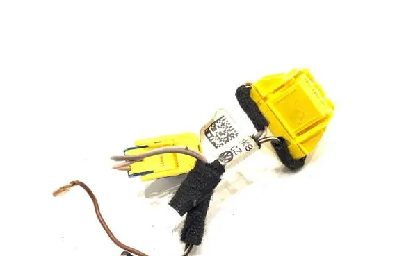 Volkswagen Polo V 6R Airbag squib ring wiring 3C8971584