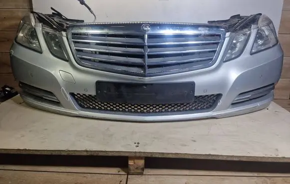 Mercedes-Benz E W212 Front piece kit