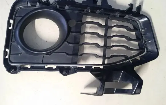 BMW 4 F36 Gran coupe Front fog light trim/grill 8054508