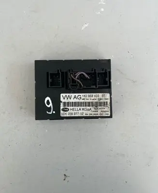 Volkswagen Tiguan Door central lock control unit/module 1K0959433BT 00020000 5DK00897702