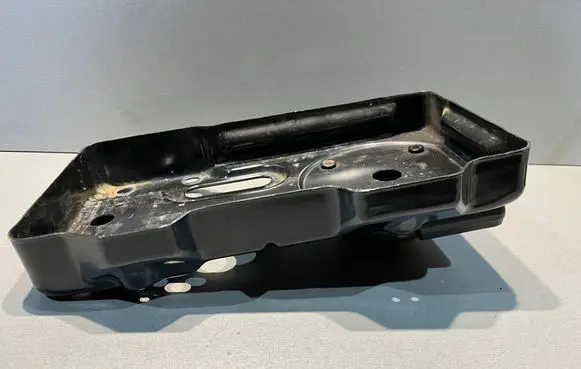 BMW 3 E92 E93 Battery tray 7188481 7211457 203434