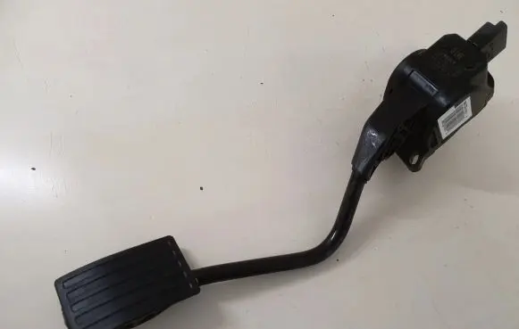 Peugeot 508 Accelerator throttle pedal 9686212980