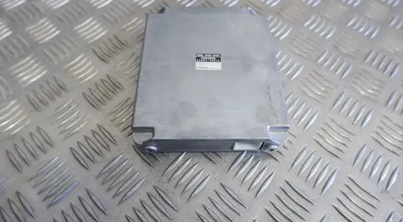 Lexus RX 330 - 350 - 400H Battery control module 8989248010 4690000112