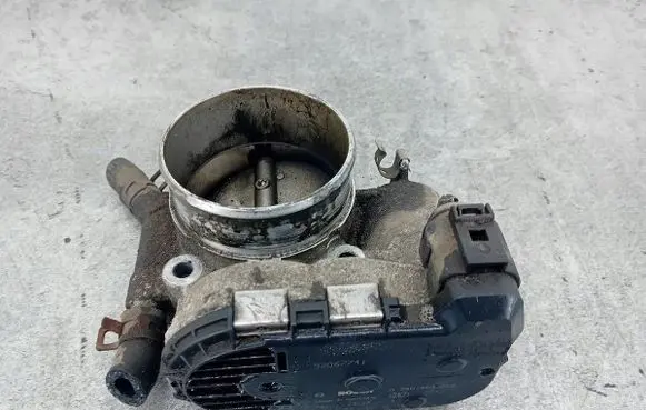 Chevrolet Captiva Throttle body valve 