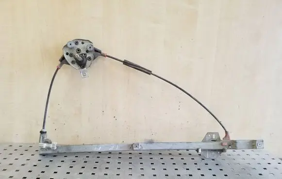 Volkswagen Transporter - Caravelle T4 Front door manual window regulator 701837501F